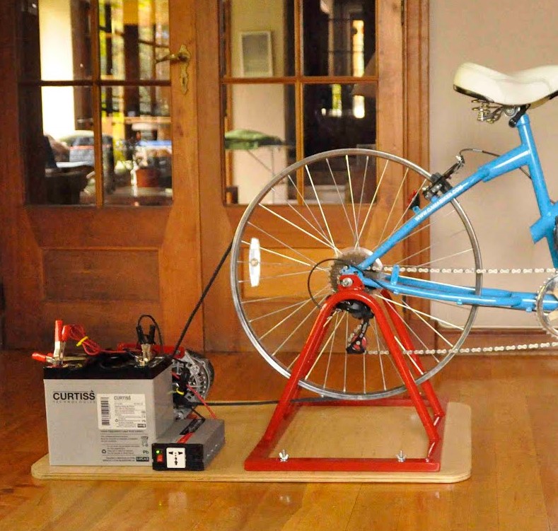 Generador electrico con dinamo de bicicleta